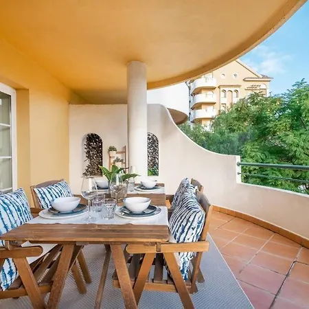 Duplex 2 Bed Apt Walking Distance To Puerto Banus Apartment Marbella